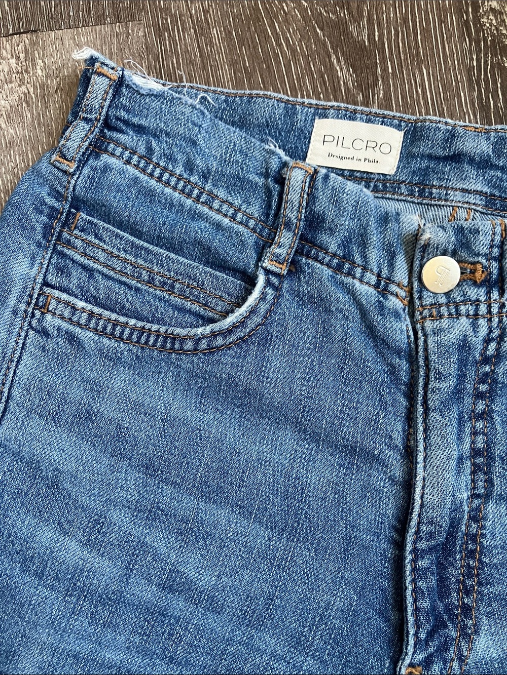 Pilcro Raw Hem Ankle Wide Leg Jeans - Picture 3 of 15
